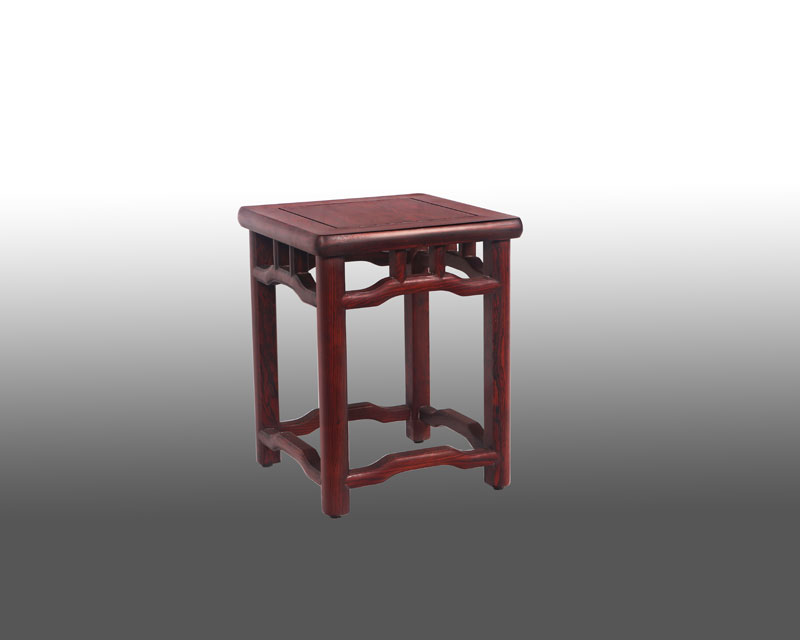 方凳